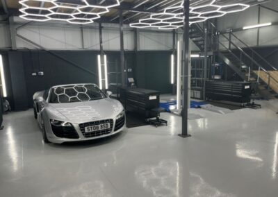 specialist vehicle bodyshop flooring from PSC -Vehicle Workshop flooring contractor